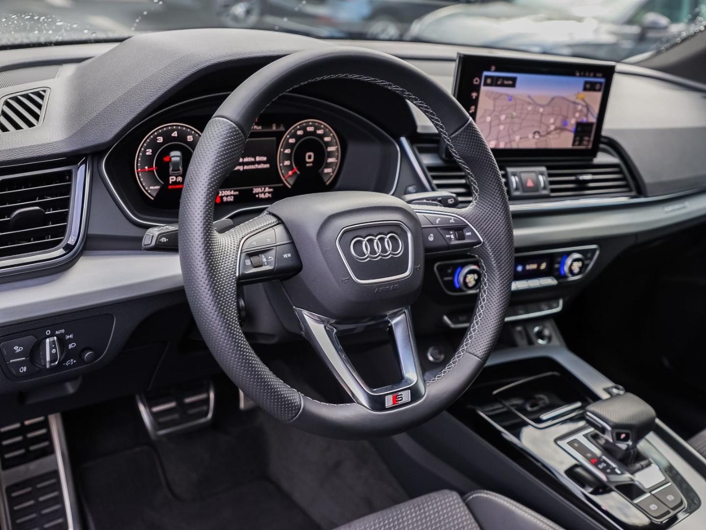 Bild über Audi Q5 Sportback 40 TFSI quattro S tronic - für weitere Informationen kontaktieren Sie den Audi Partner