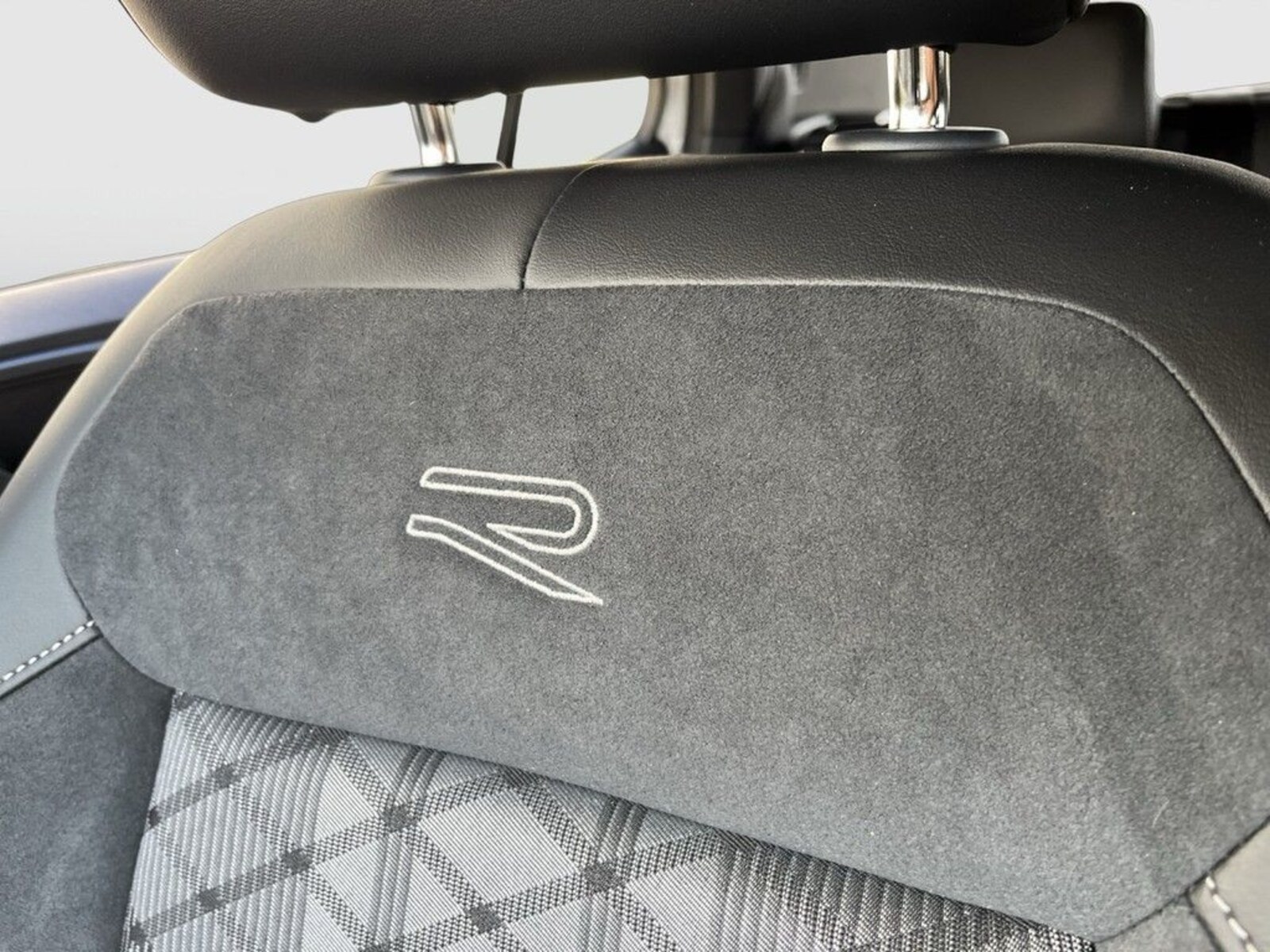 Volkswagen T-Cross – Bild 17