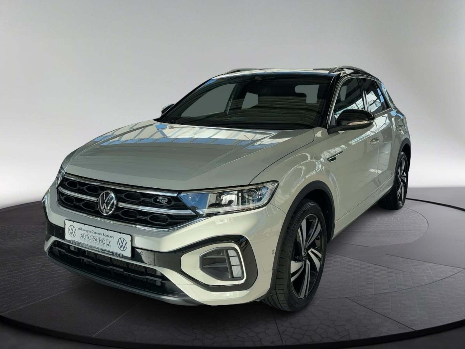 Volkswagen T-Roc — Volkswagen T-Roc T-Roc 2.0 TSI 4MOTION+R-LINE+DSG+MATRIX+RFK+ACC