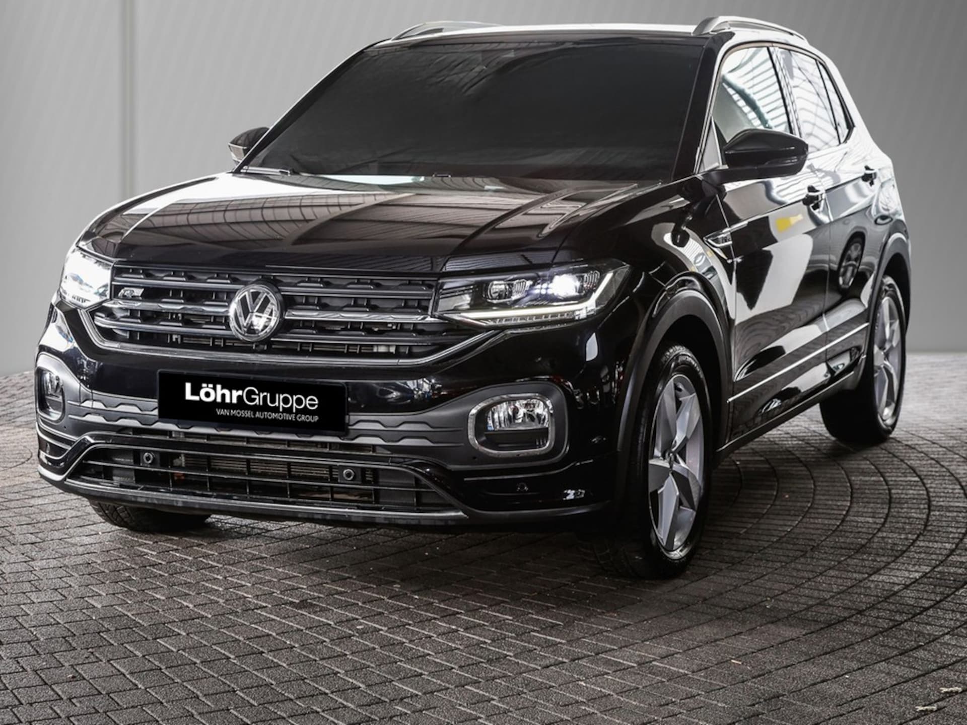Volkswagen T-Cross — Volkswagen T-Cross T-Cross 1.0 TSI DSG Style Navi/RFK/R-Line