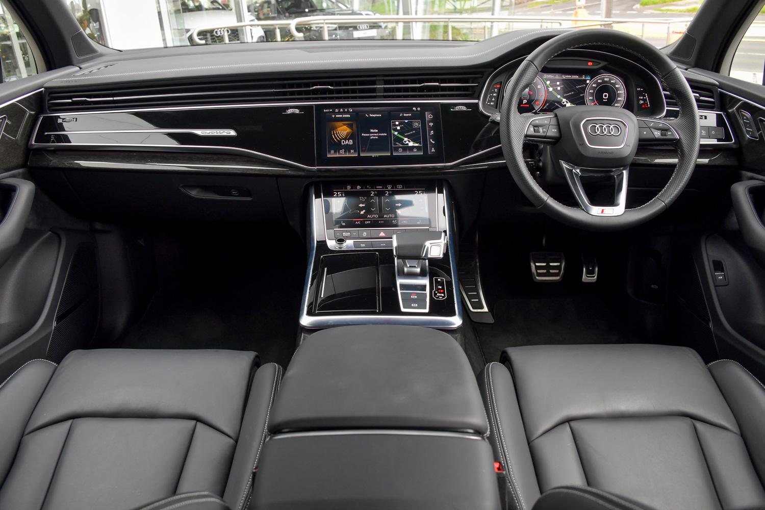 Image about Audi Q7 55 TFSI quattro S line 250 kW tiptronic