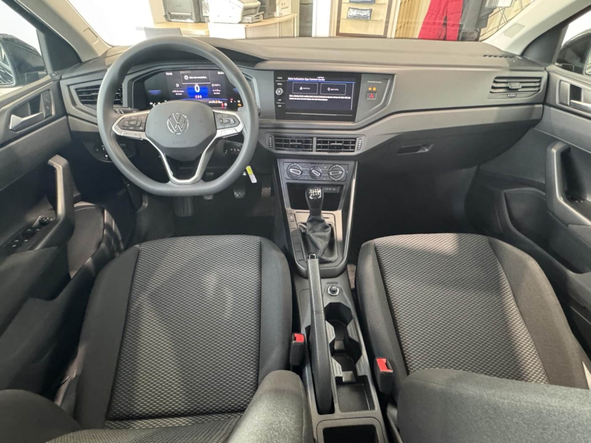 Volkswagen Polo Basis-Modell