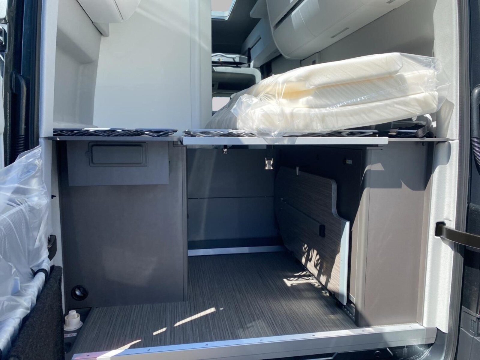 Volkswagen Grand California 600 – Bild 13