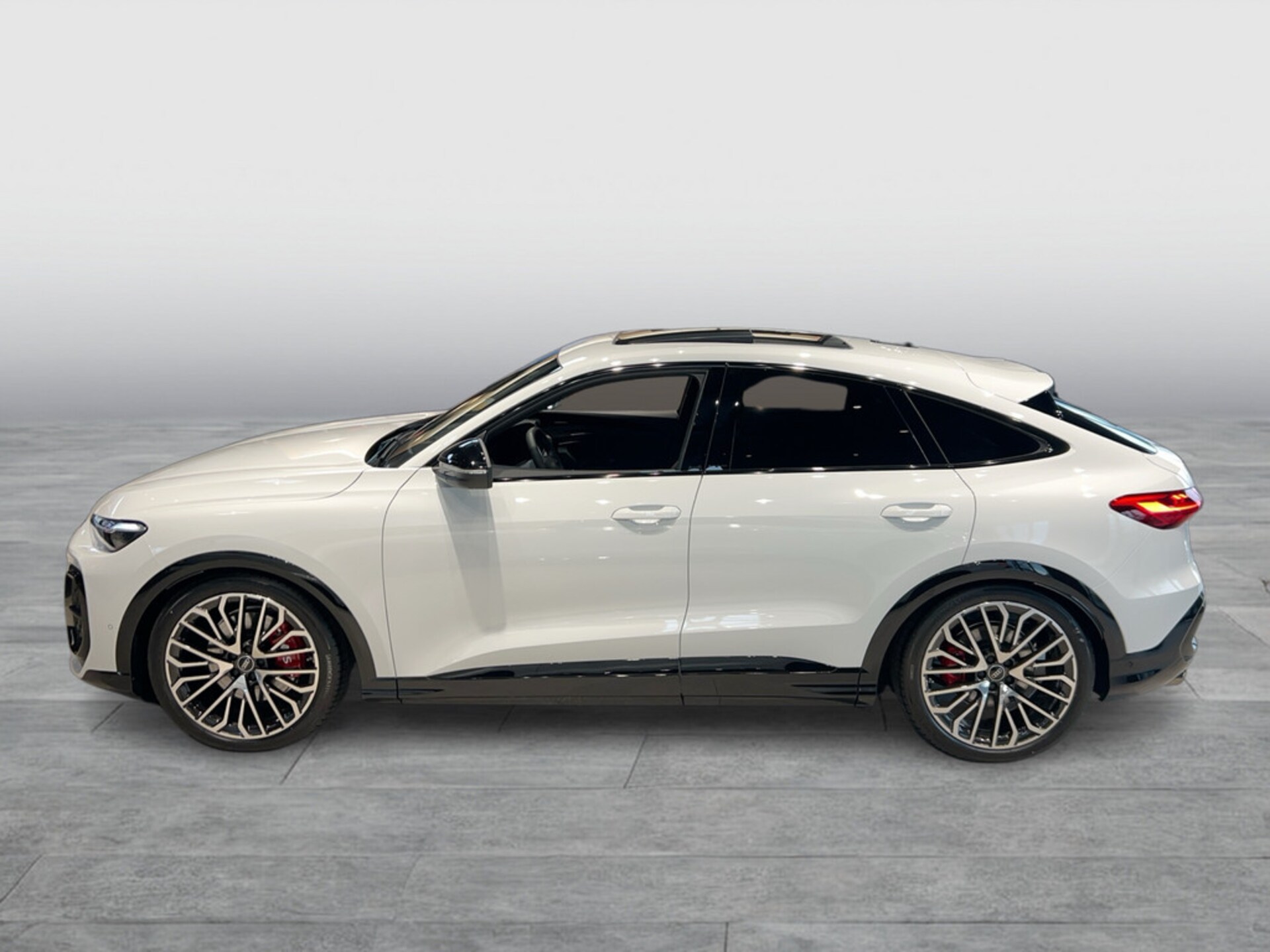 Audi SQ5 Sportback edition one
