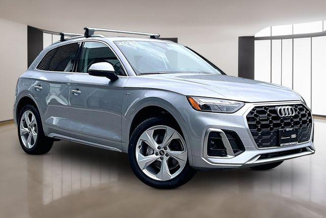 2025 Audi Q5 45 Premium Plus's photo