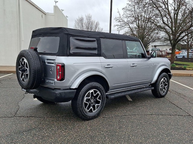 2023 Ford Bronco 4-Door Outer Banks - Photo 9
