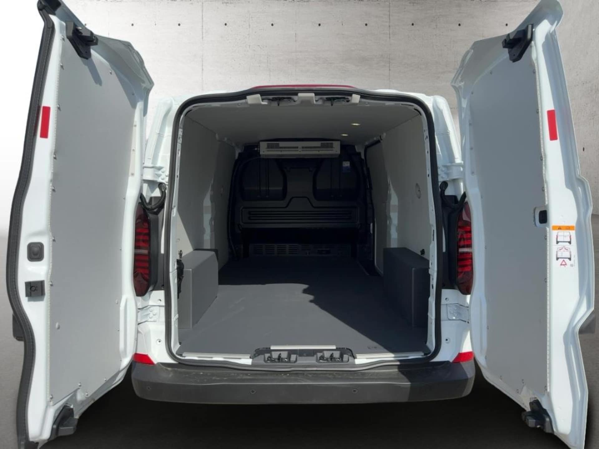 Volkswagen Transporter Kasten langer Radstand
