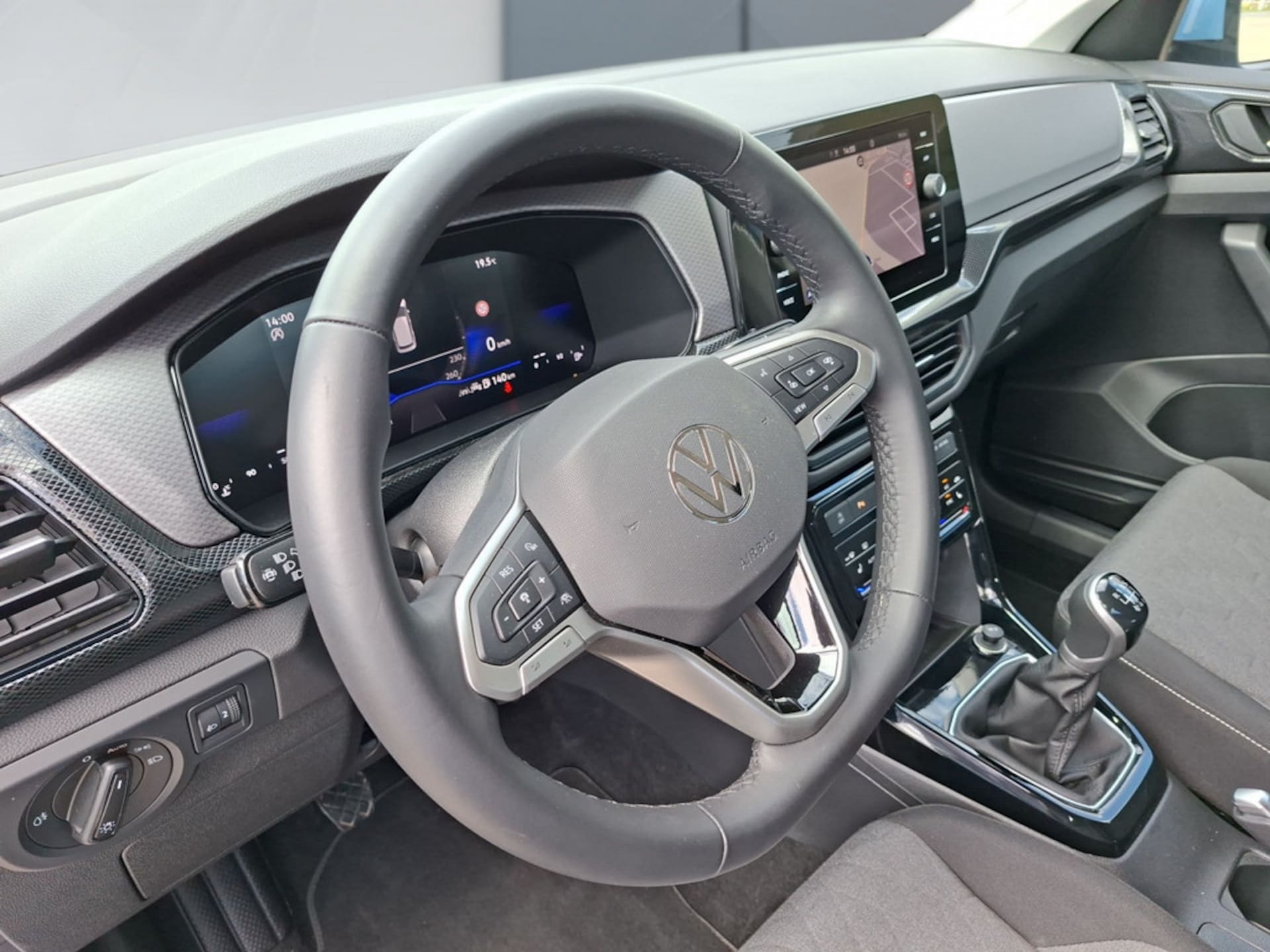 Volkswagen T-Cross Life