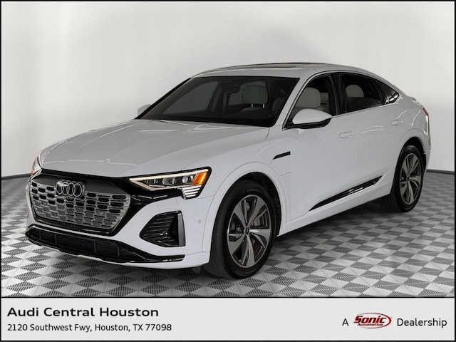2024 Audi Q8 Sportback e-tron