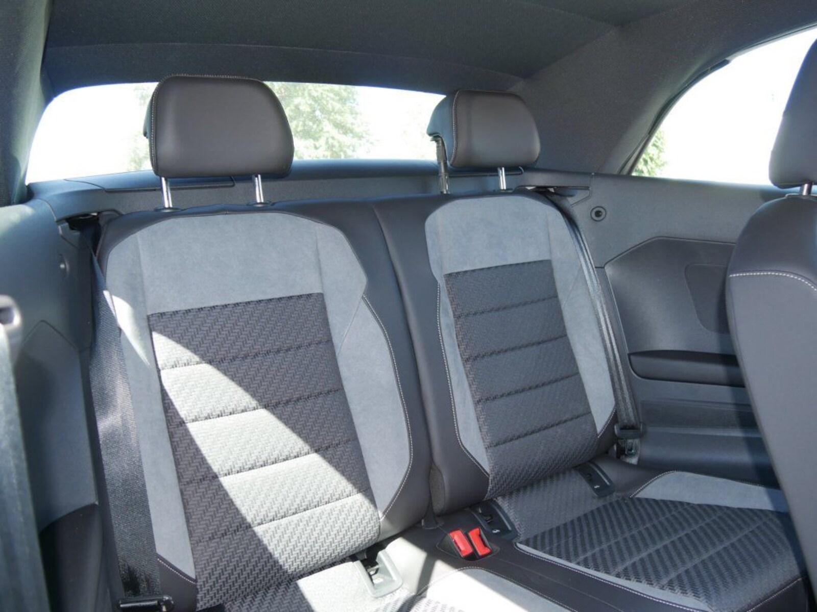 Volkswagen T-Roc Cabriolet – Bild 6