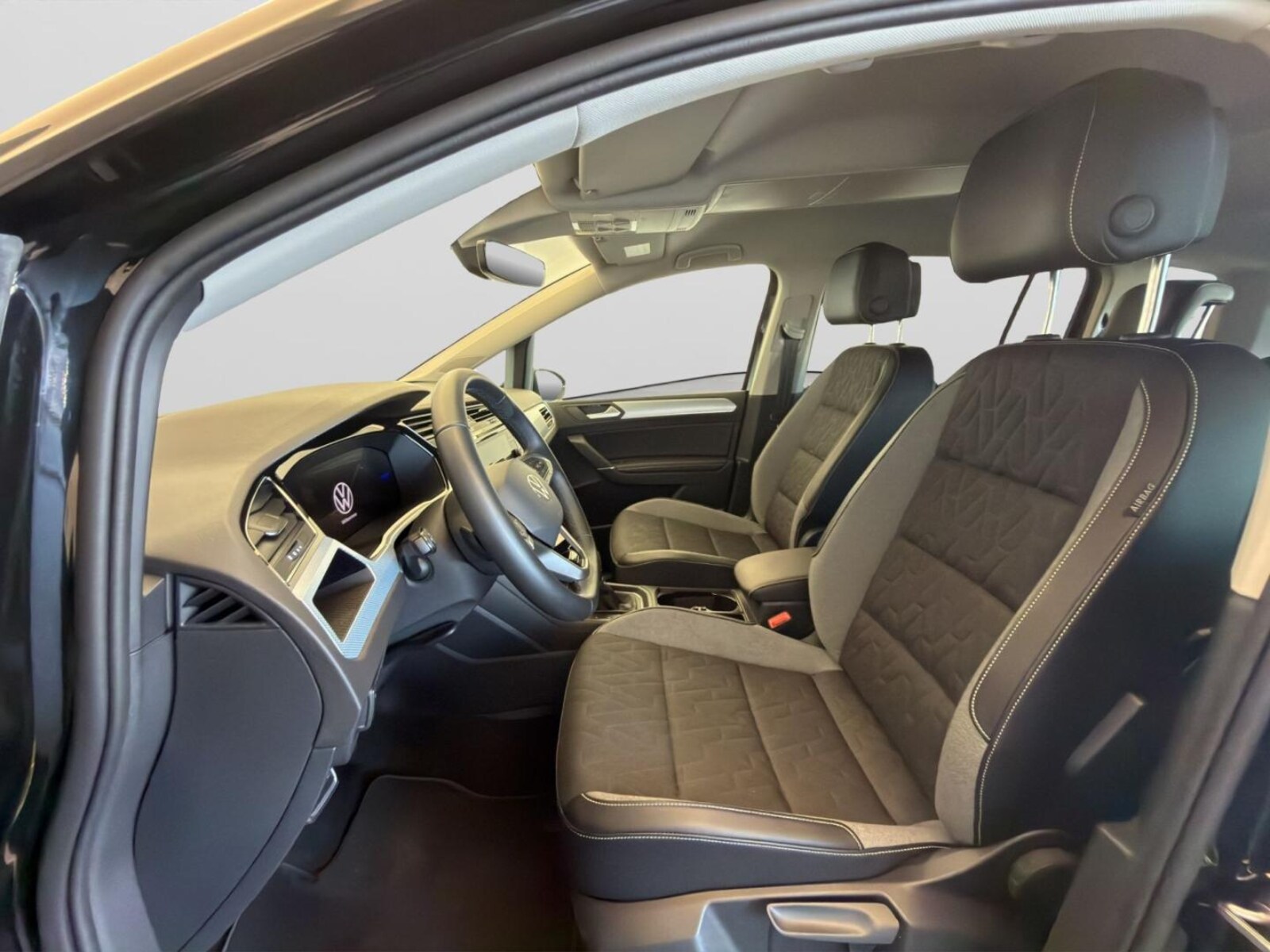 Volkswagen Touran – Bild 9
