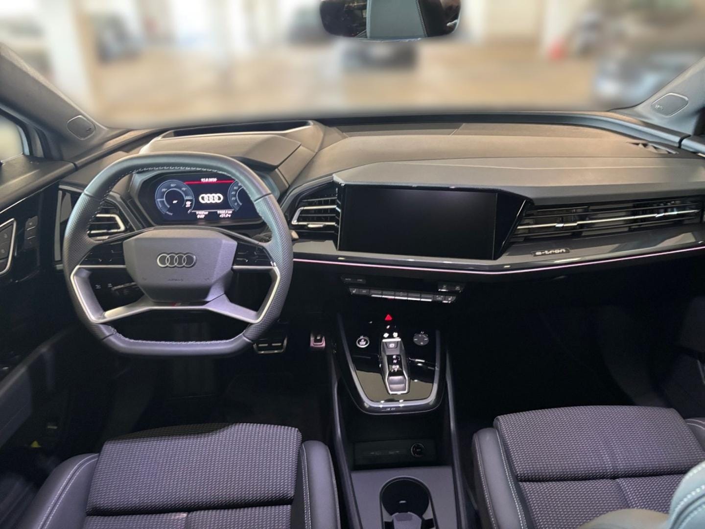 Bild über Audi Q4 e-tron 55 e-tron quattro - für weitere Informationen kontaktieren Sie den Audi Partner