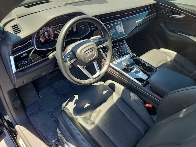 2023 Audi Q8