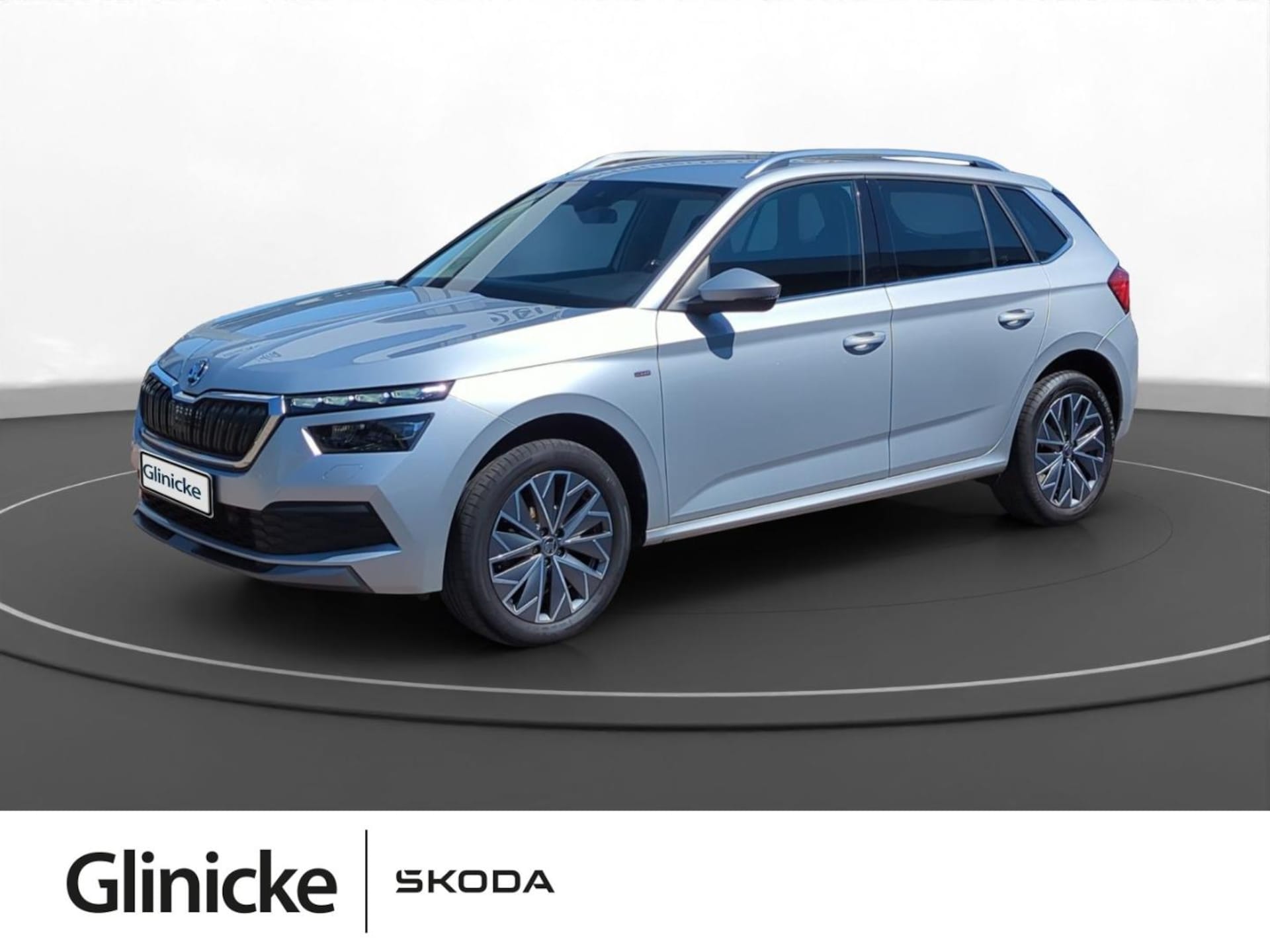 Skoda Kamiq 2022 — Kamiq 1,5 TSI Tour AHK PDC SiHz DSG