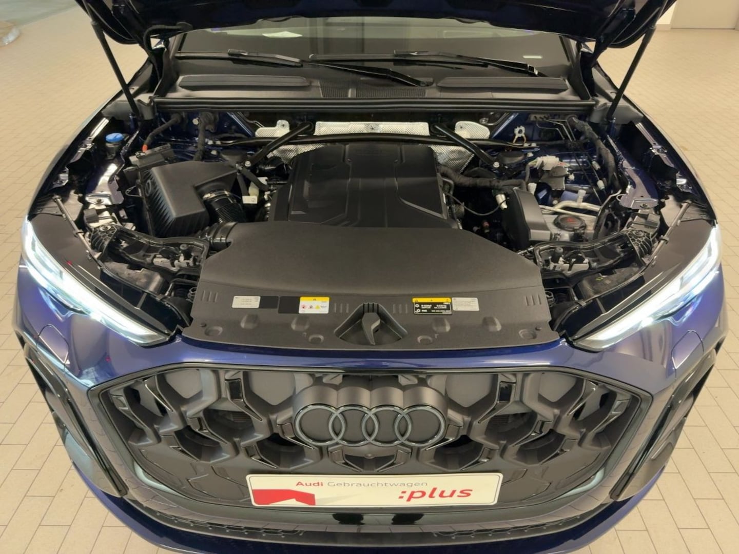 Bild über Audi Q5 SUV TFSI 150 kW S tronic - für weitere Informationen kontaktieren Sie den Audi Partner