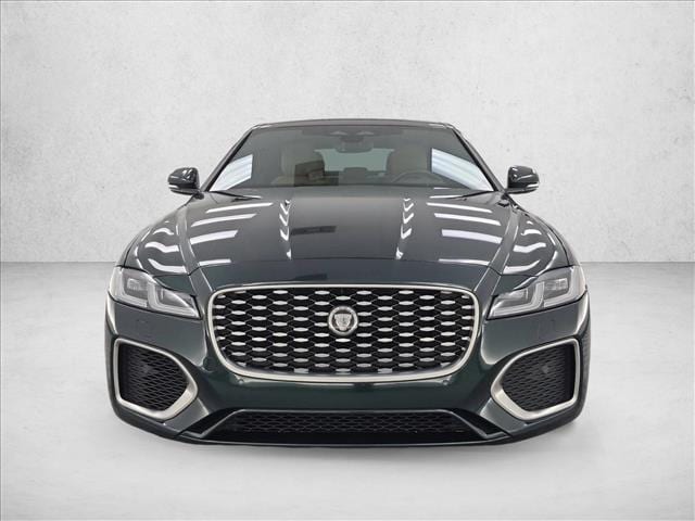 2022 Jaguar XF