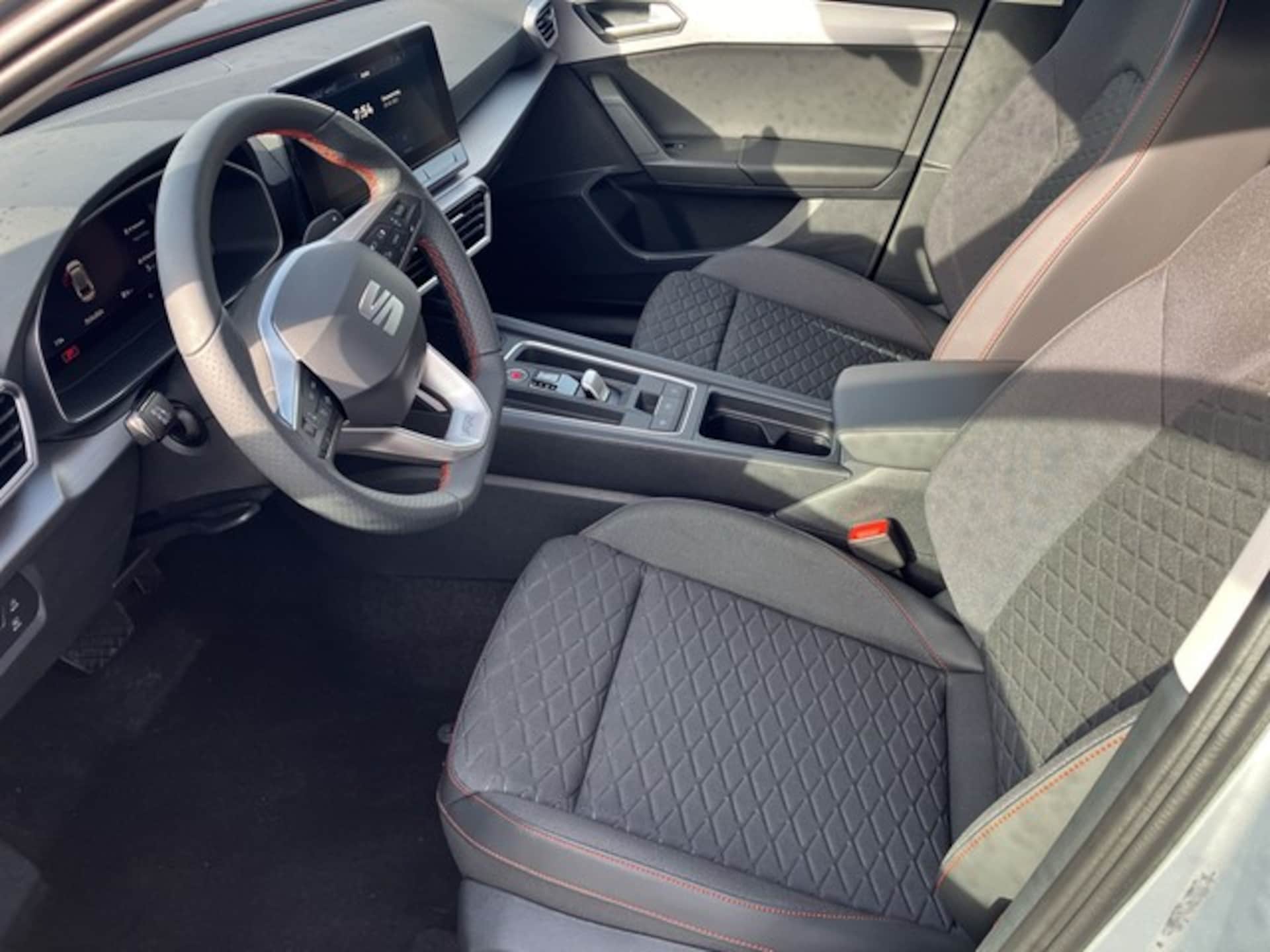 SEAT Leon Sportstourer FR
