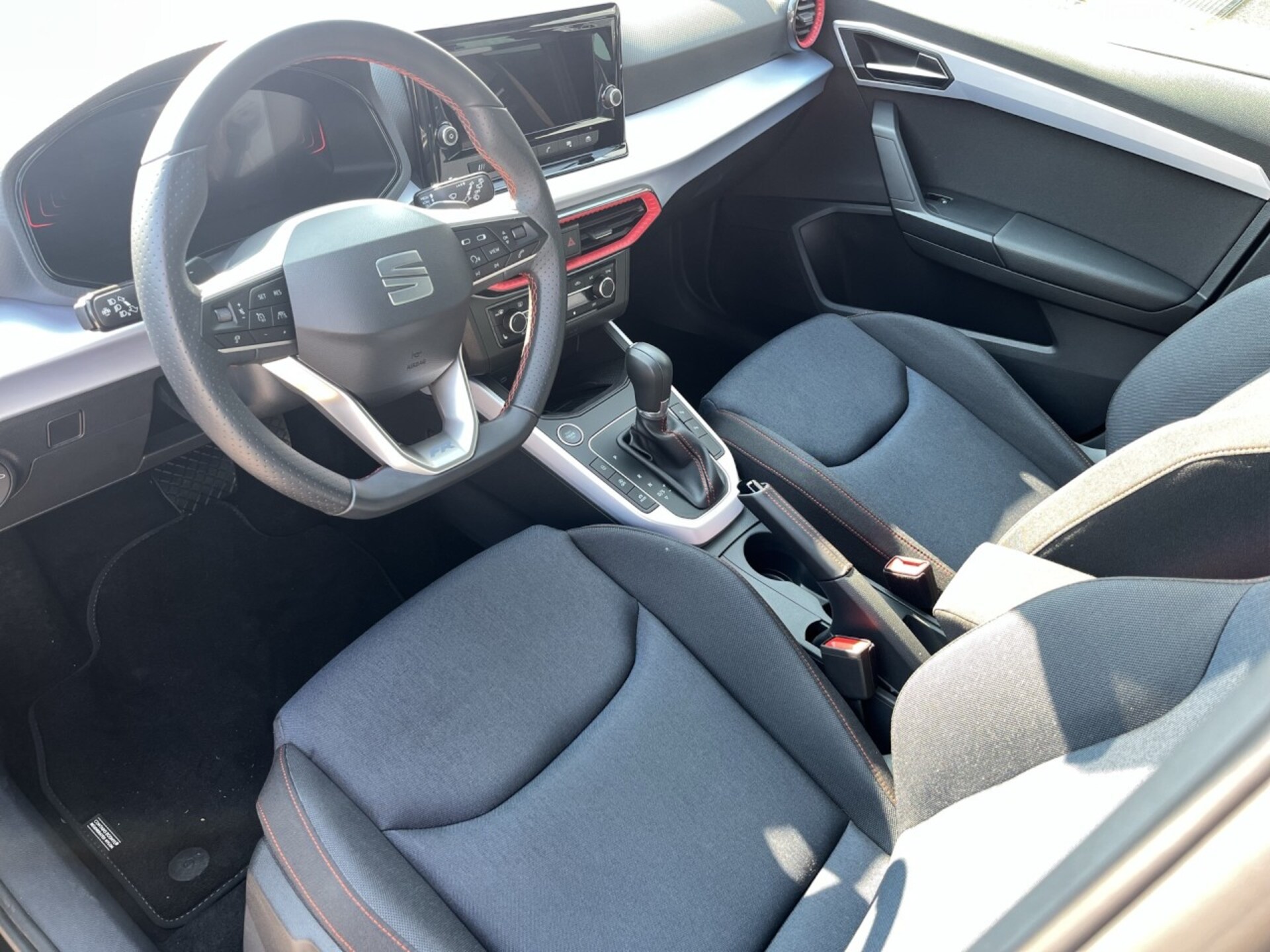 SEAT Arona FR