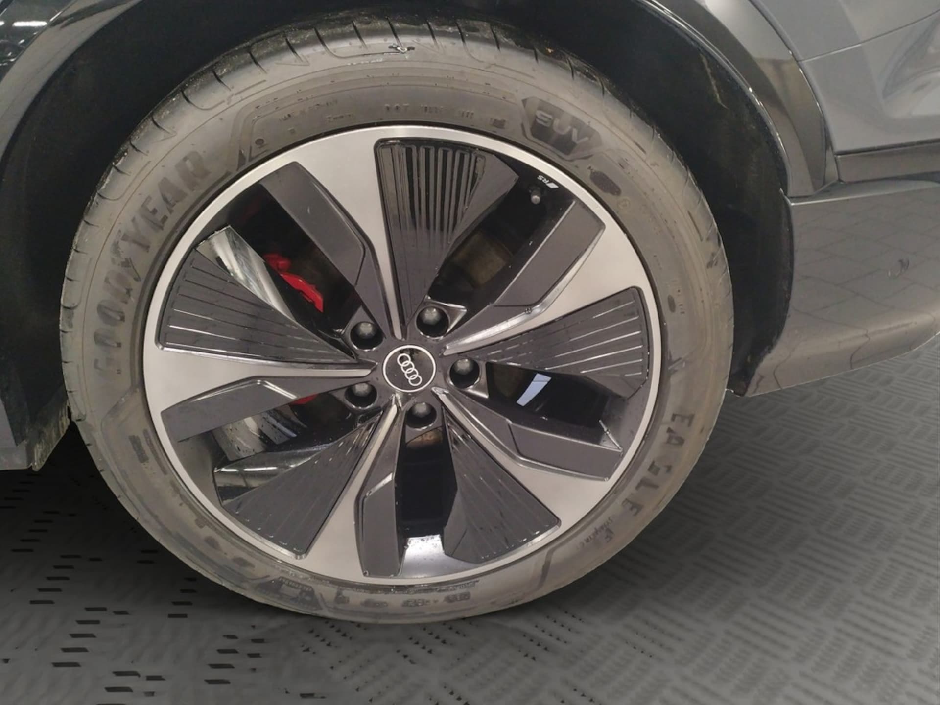 Audi Q6 Sportback e-tron edition one