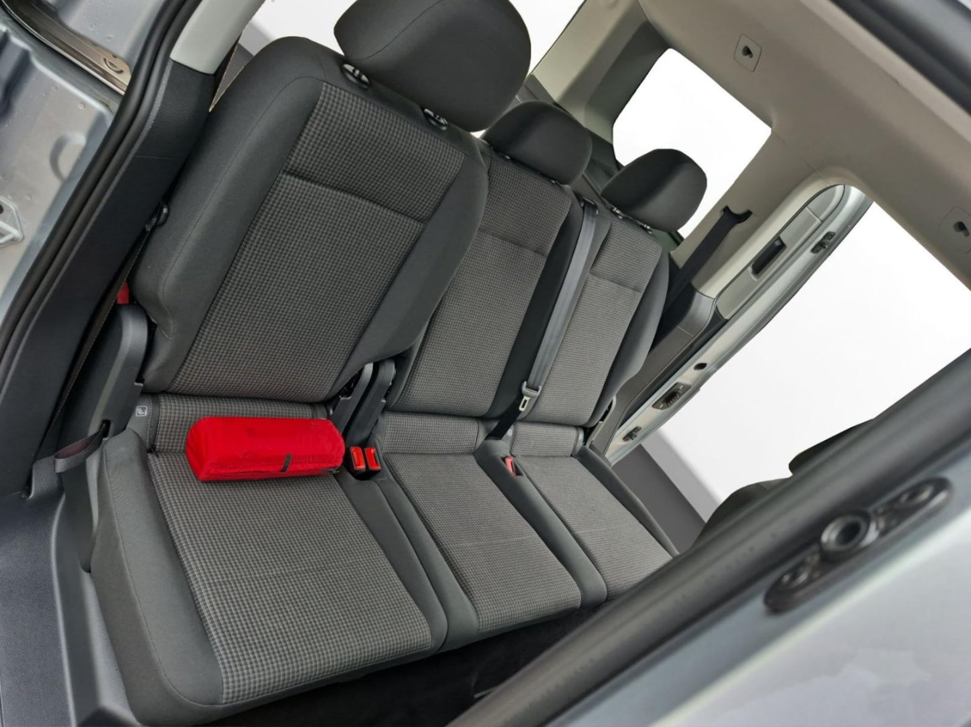 Volkswagen Caddy Basis-Modell