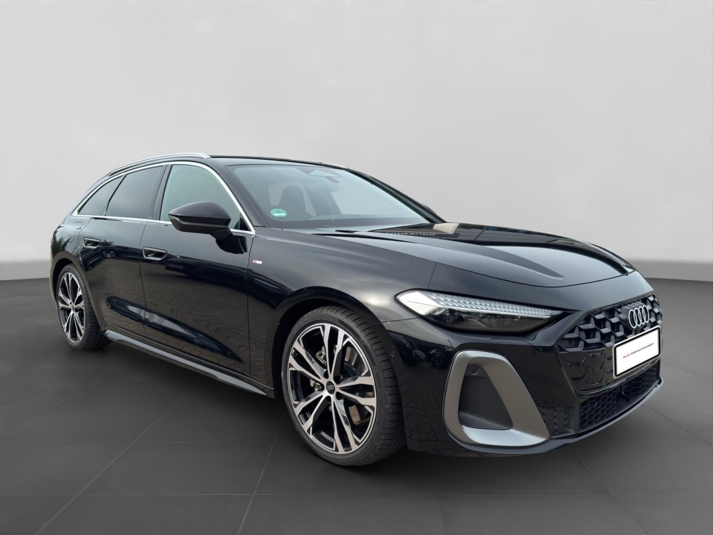 Bild über Audi A5 Avant TDI quattro 150 kW S tronic - für weitere Informationen kontaktieren Sie den Audi Partner