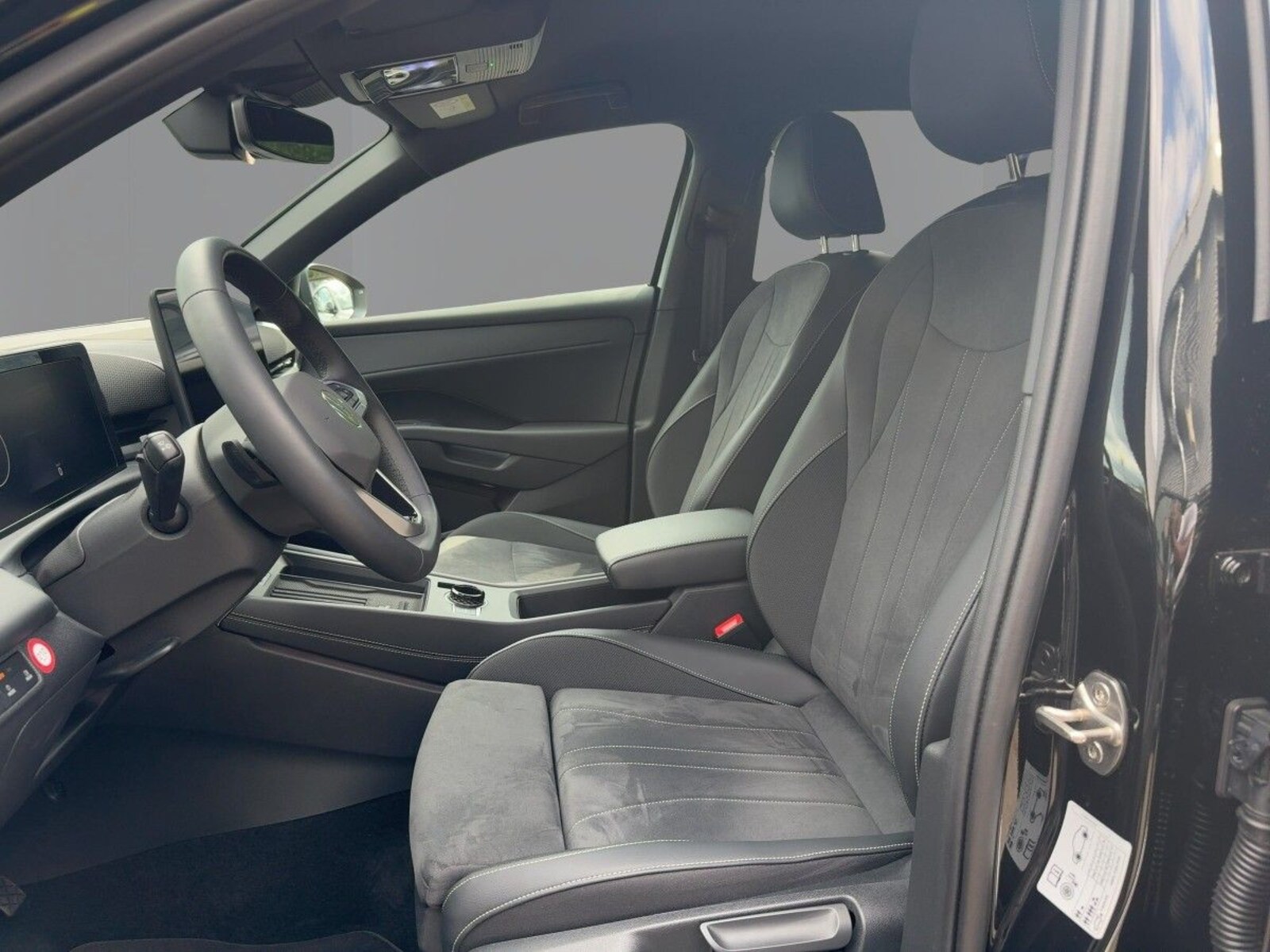 Volkswagen T-Roc – Bild 8