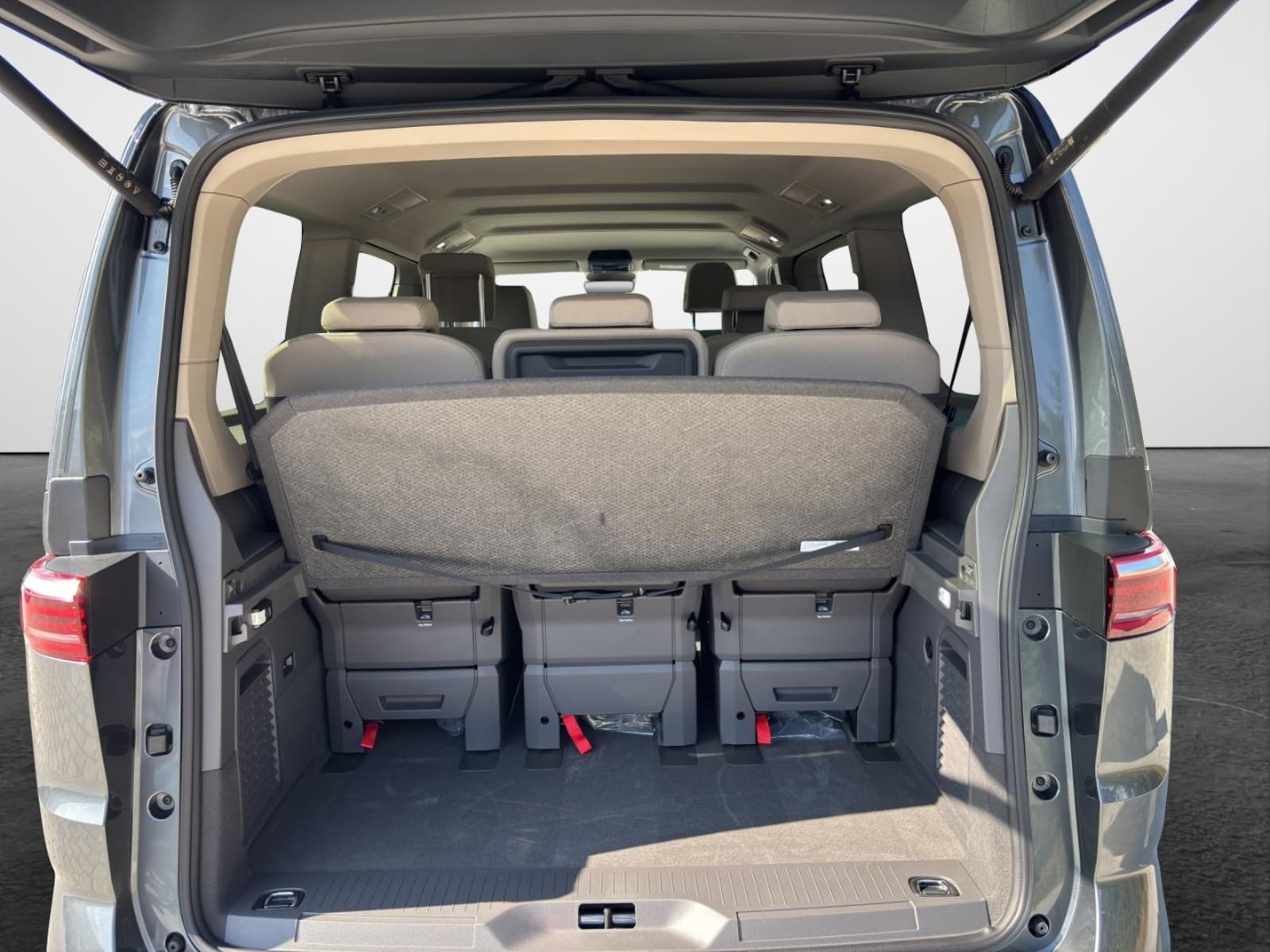 Volkswagen Multivan Langversion – Bild 13