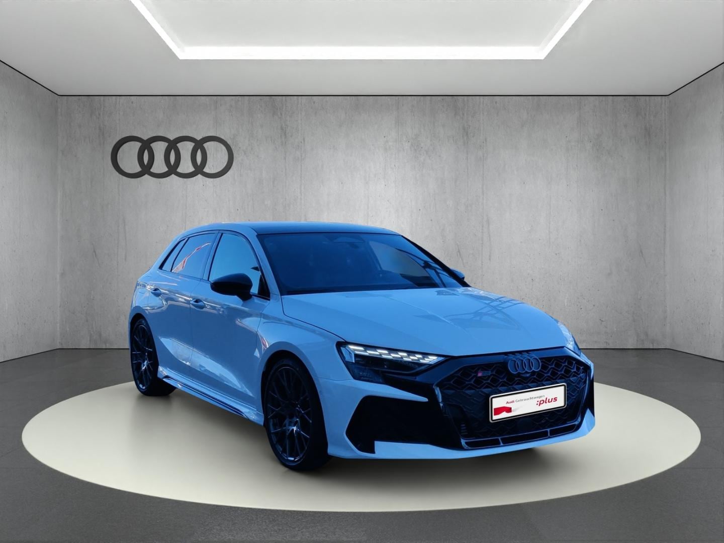 Bild über Audi RS 3 Sportback TFSI quattro 294 kW S tronic - für weitere Informationen kontaktieren Sie den Audi Partner