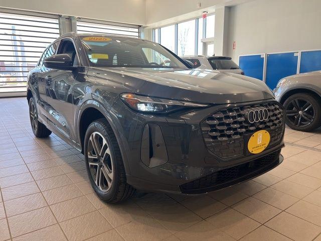 Photo of 2025 Audi Q5