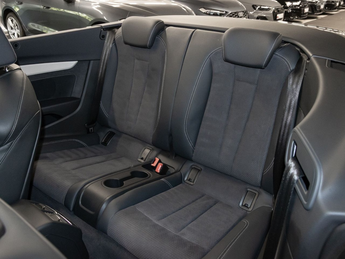 Bild über Audi S5 Cabriolet TFSI quattro tiptronic - für weitere Informationen kontaktieren Sie den Audi Partner