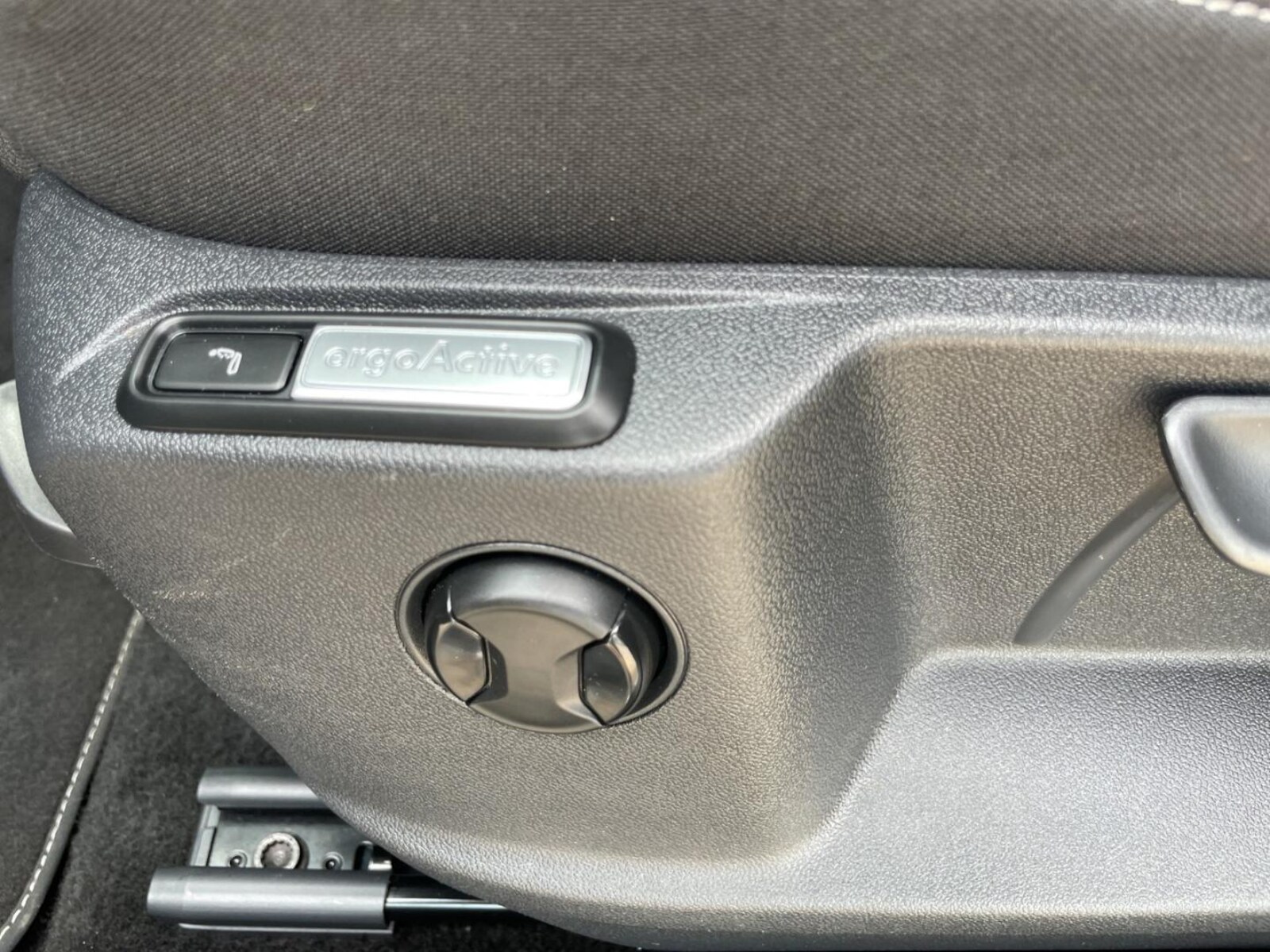 Volkswagen T-Roc – Bild 27