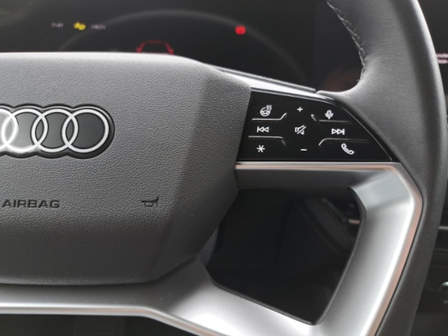 Bild über Audi A6 Avant e-tron e-tron performance - für weitere Informationen kontaktieren Sie den Audi Partner