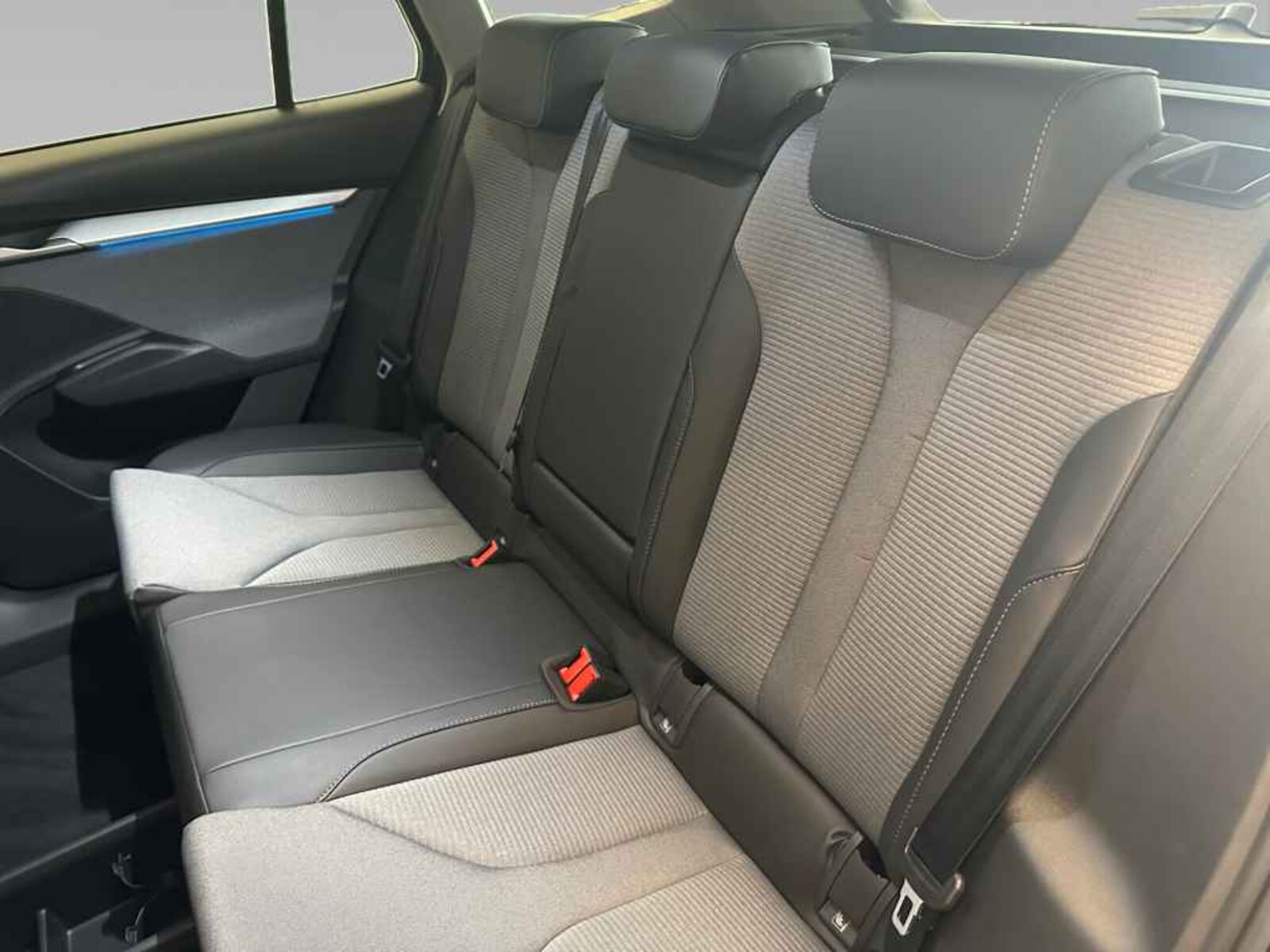 Škoda Enyaq – Bild 12