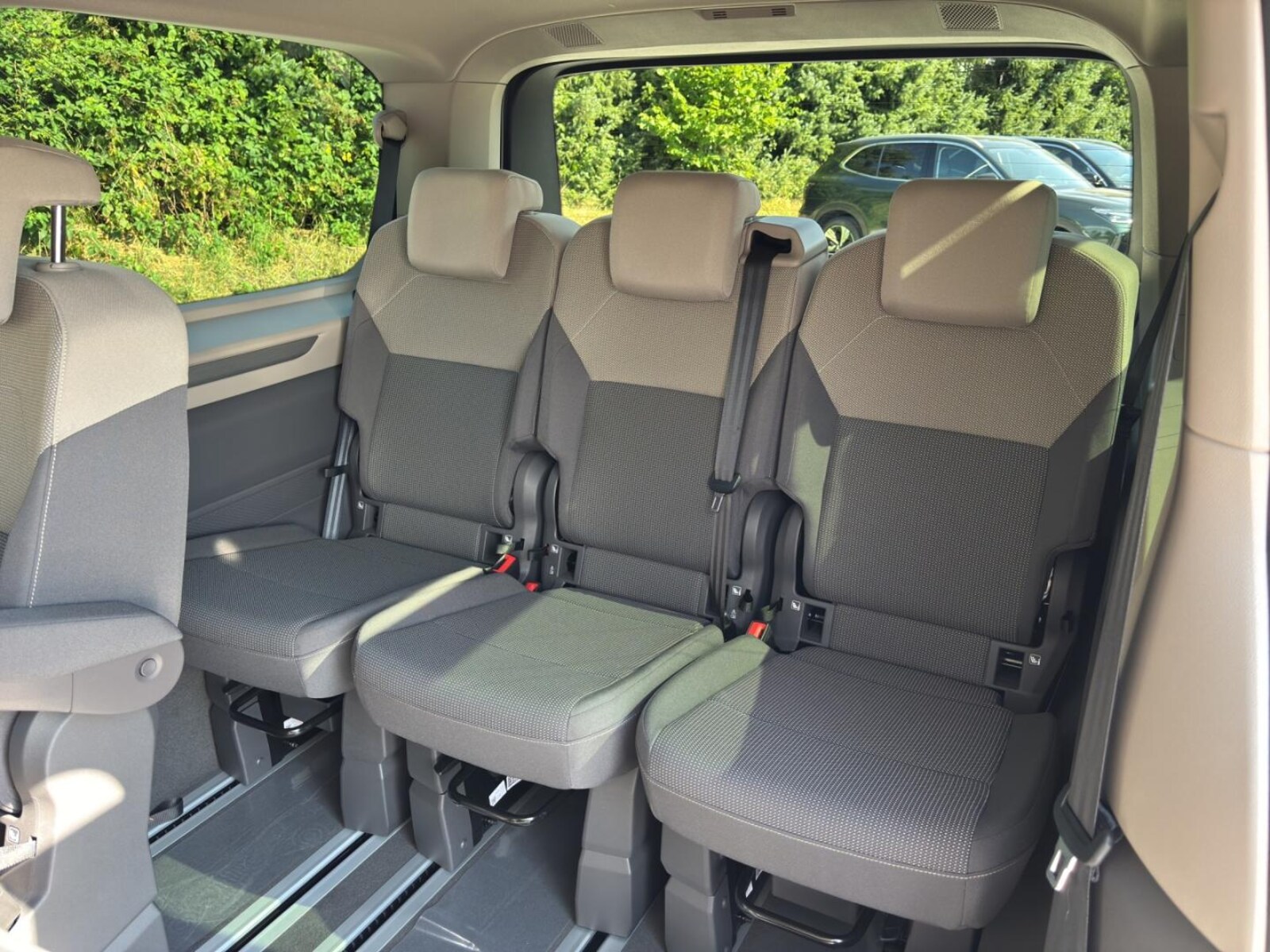 Volkswagen Multivan Langversion – Bild 15