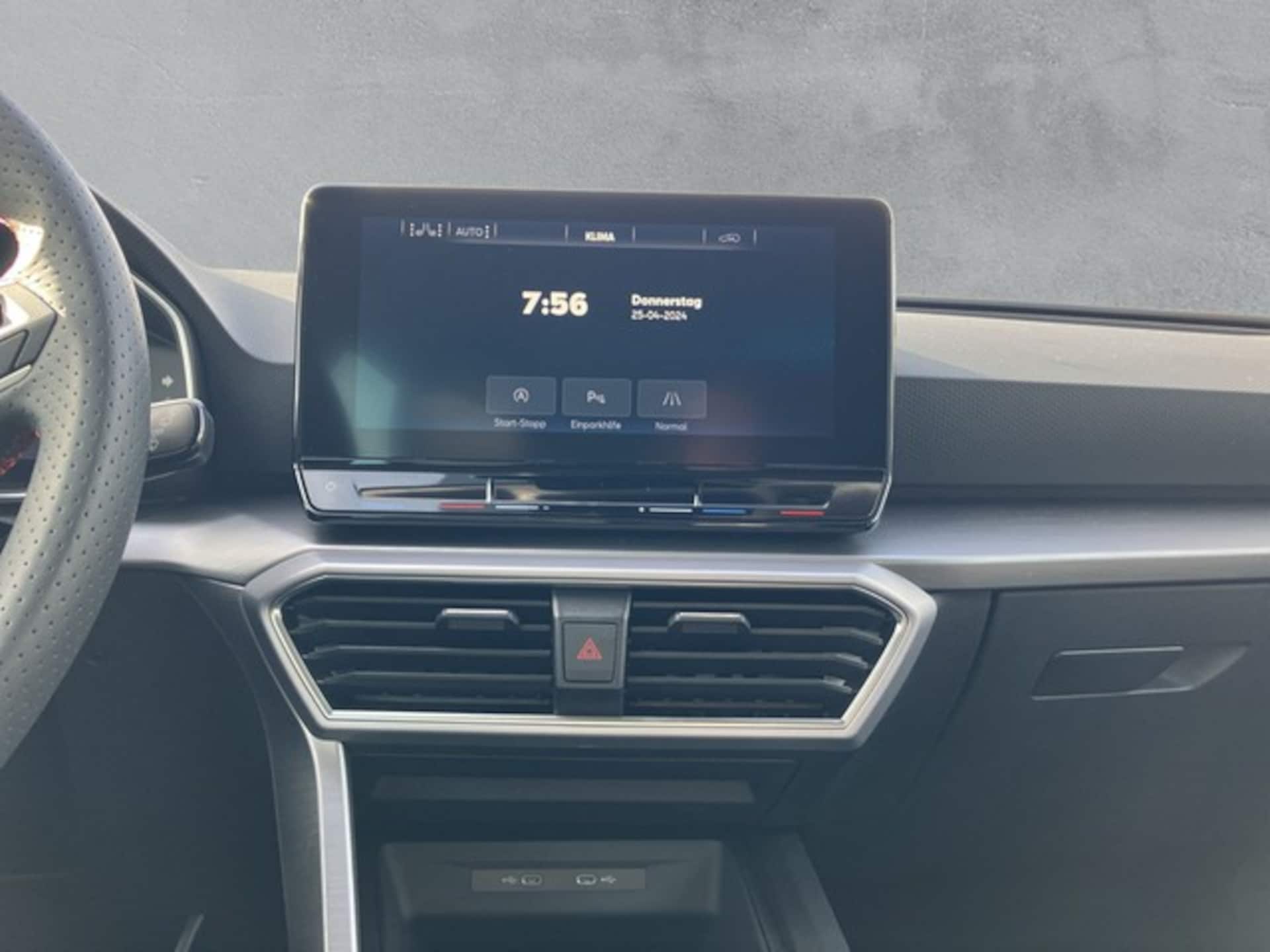 SEAT Leon Sportstourer FR