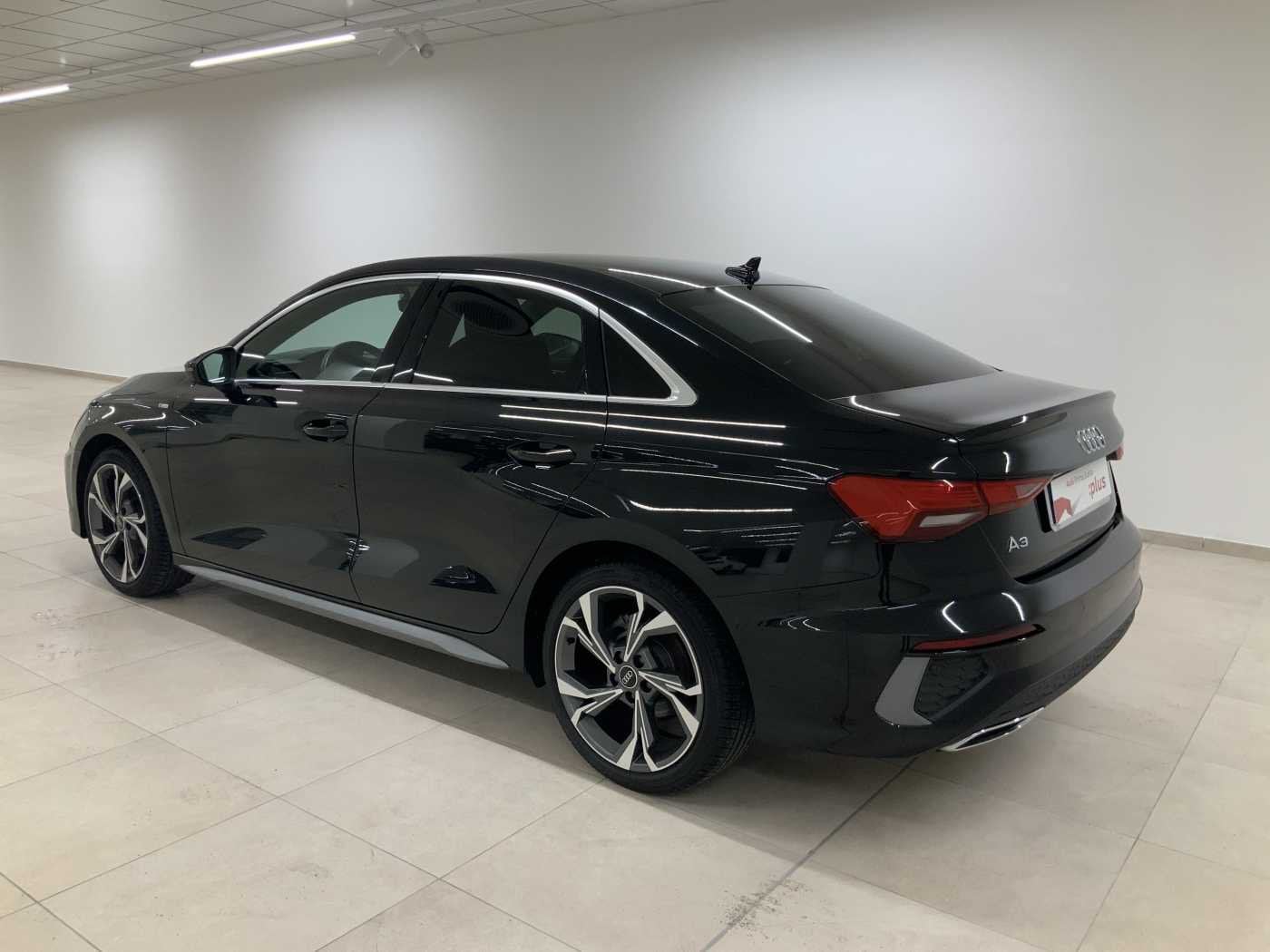 Image about Audi A3 Sedan S line edition 30 TFSI 81 kW (110 CV) 6-marce