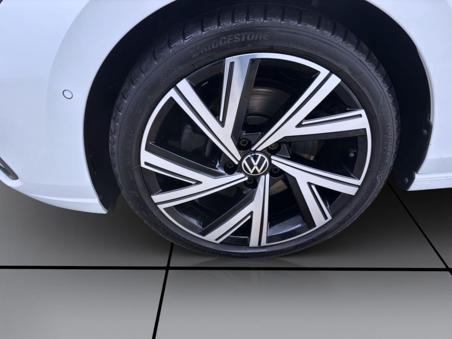Volkswagen Golf Style