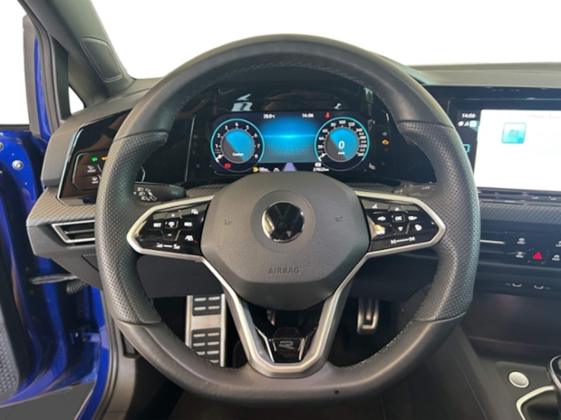 Volkswagen Golf R-Line