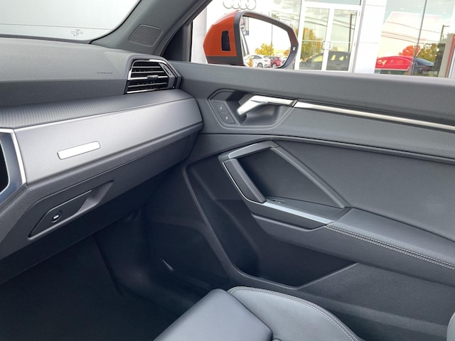 2025 Audi Q3 S Line Premium - Photo 14