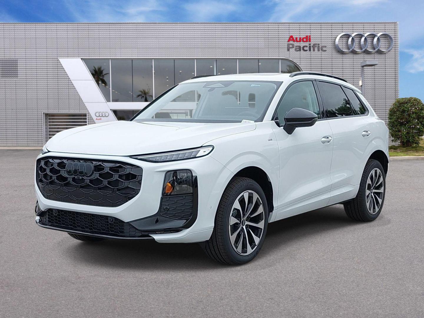 2026 Audi Q3 S line quattro's photo
