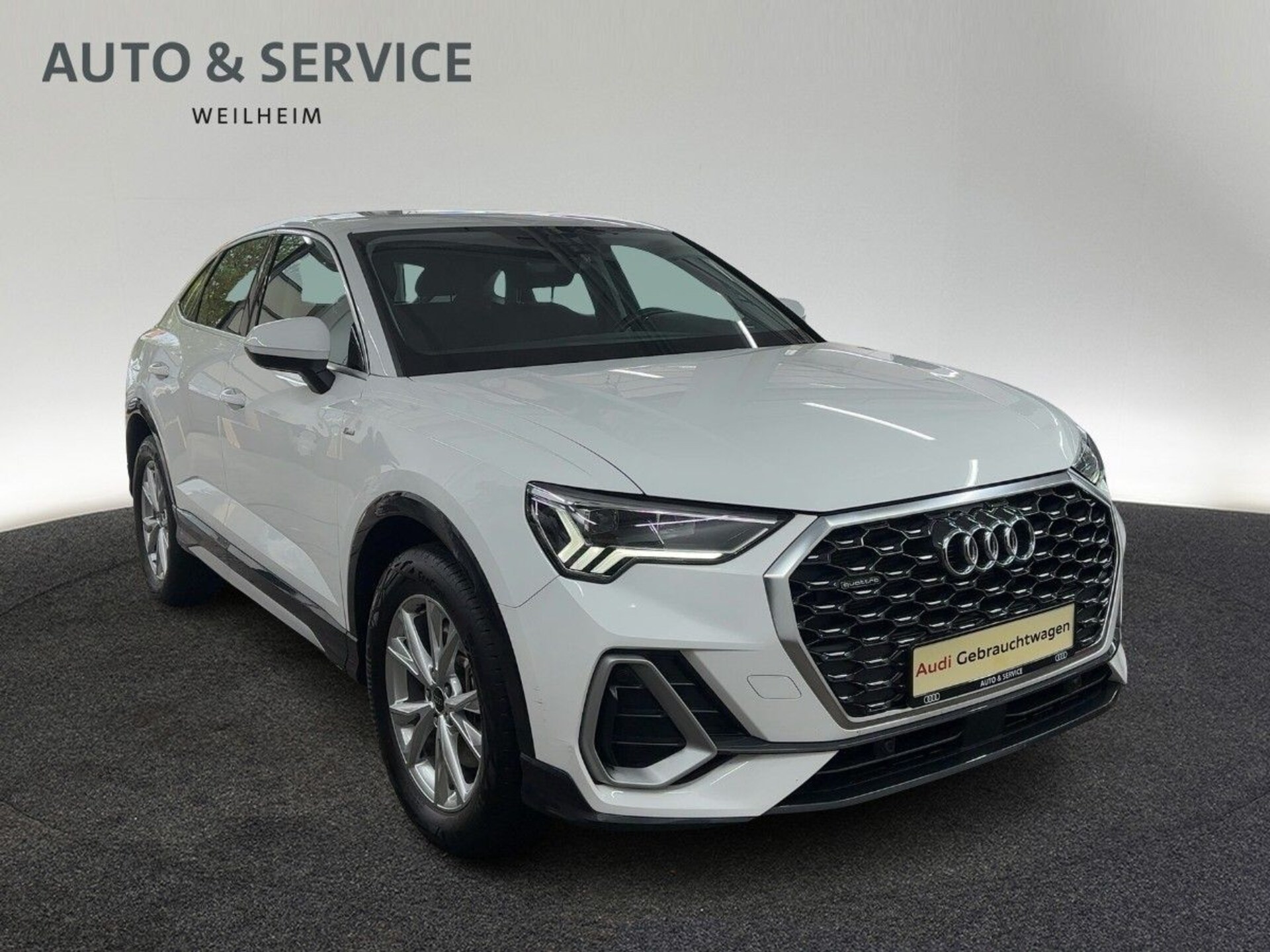 Audi Q3 Sportback S line