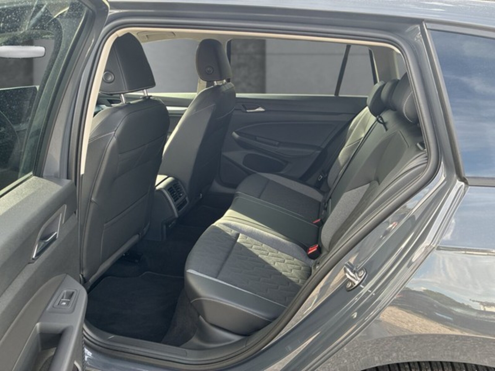 Volkswagen Golf Variant – Bild 15