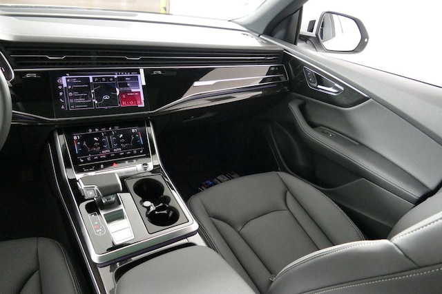 2026 Audi Q8 Premium Plus - Photo 15