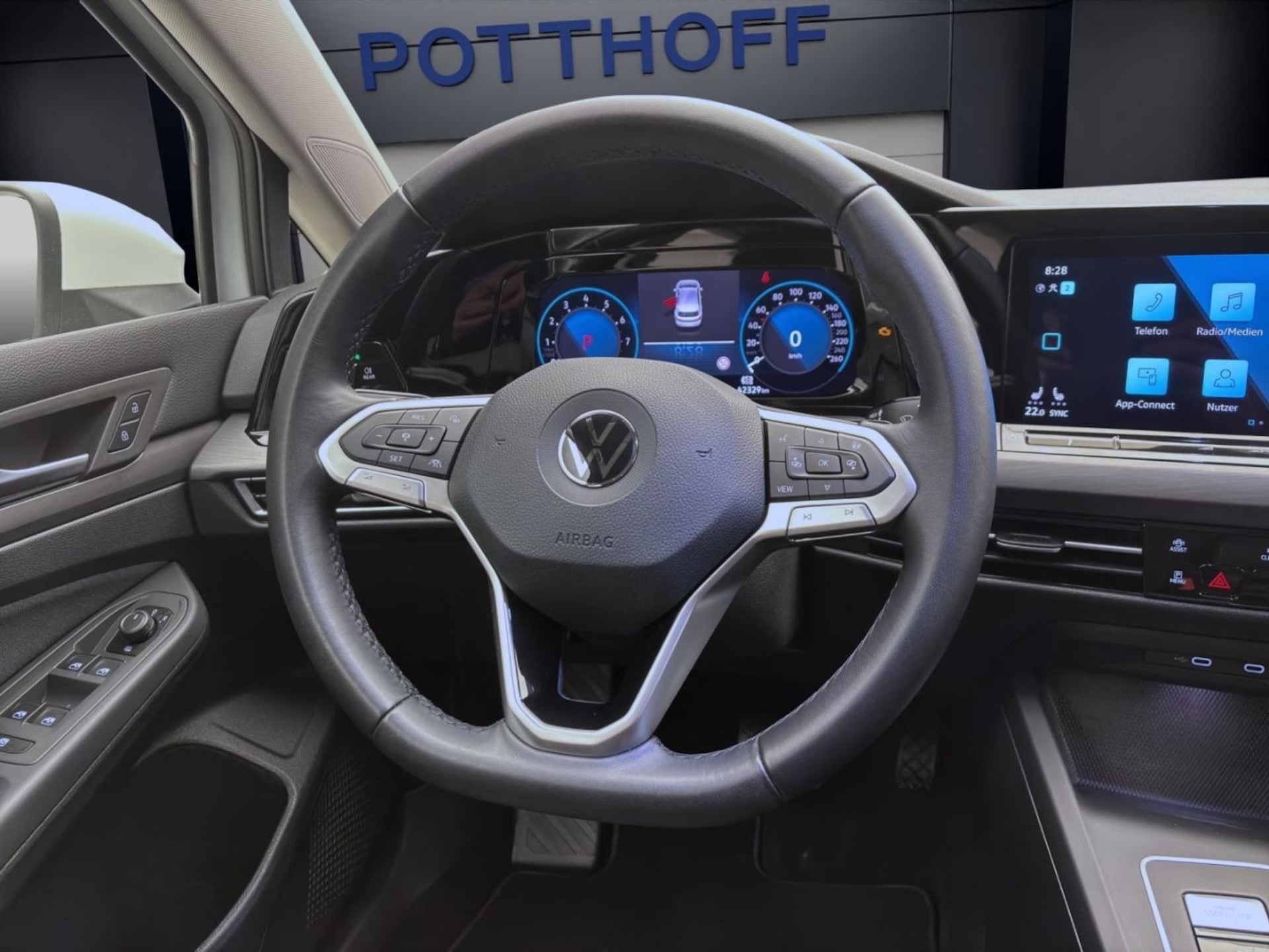 Volkswagen Golf Style