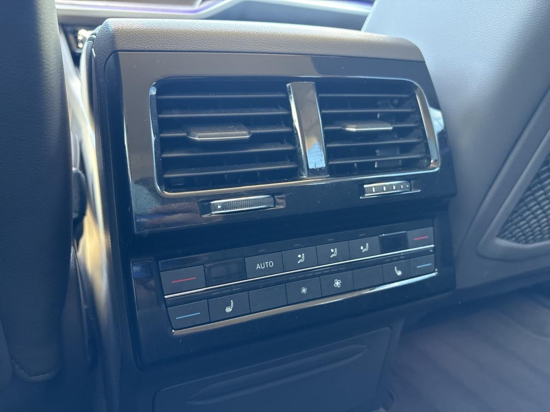 Volkswagen Touareg Atmosphere