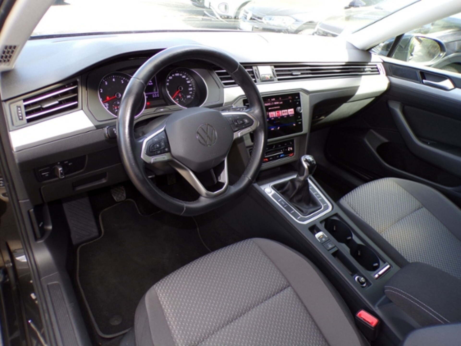 Volkswagen Passat Variant Basis-Modell