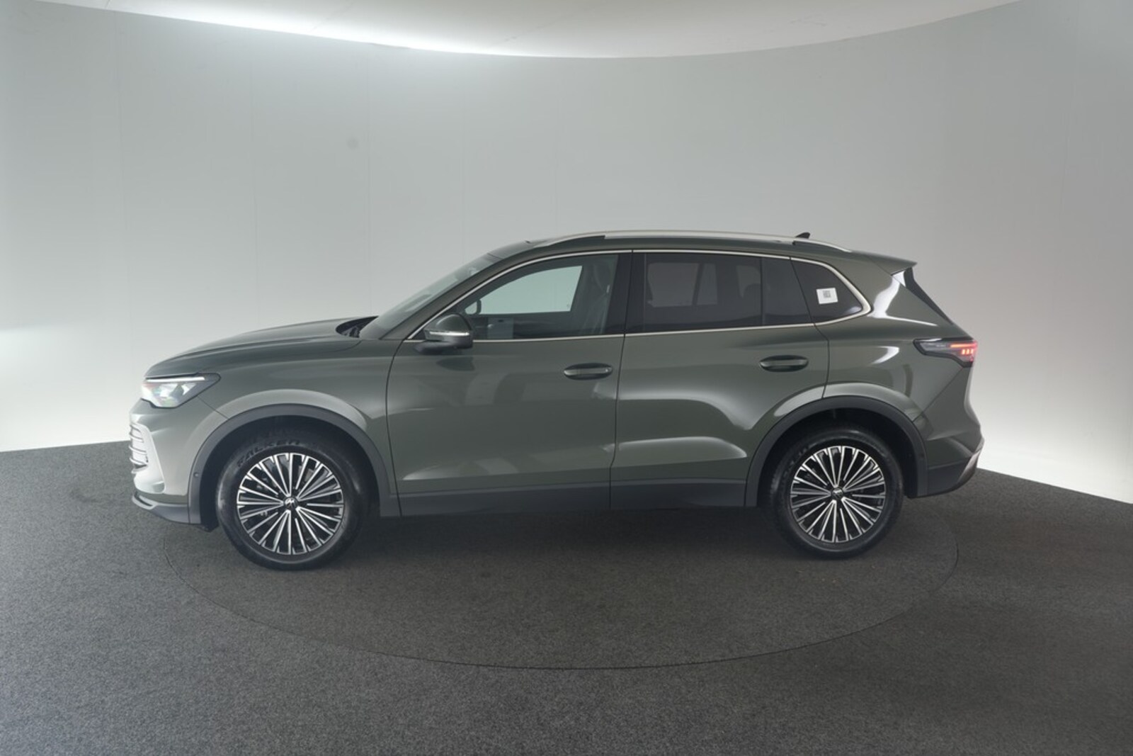 Volkswagen Tiguan – Bild 6