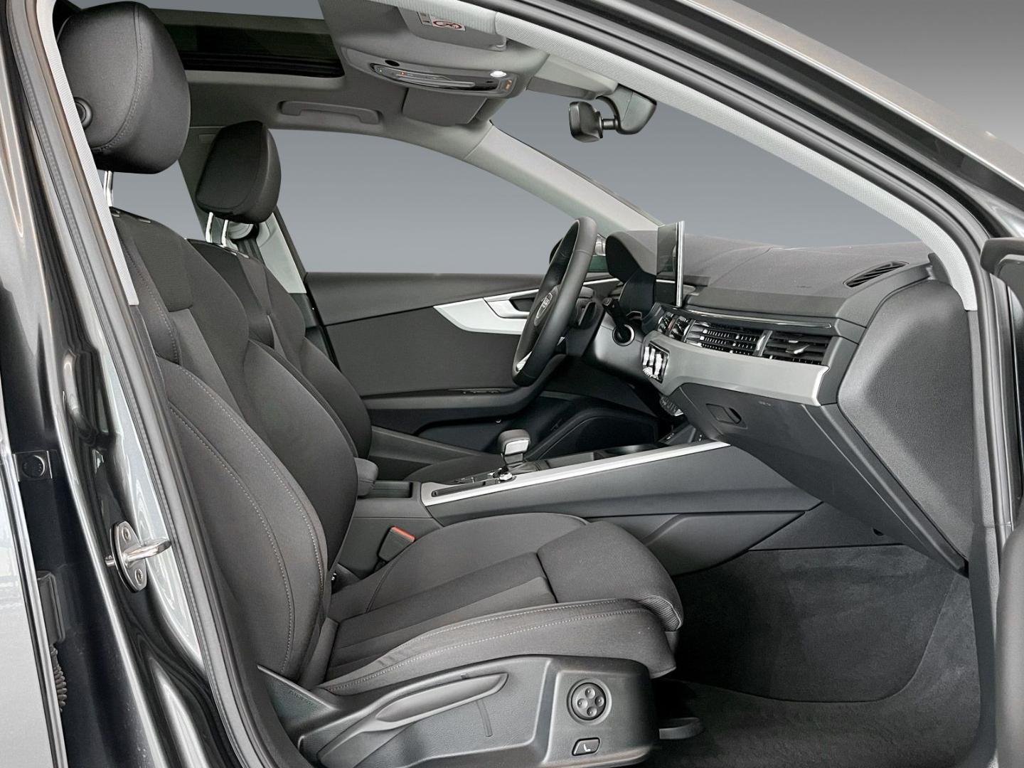 Image about Audi A4 Avant S line 40 TDI S tronic