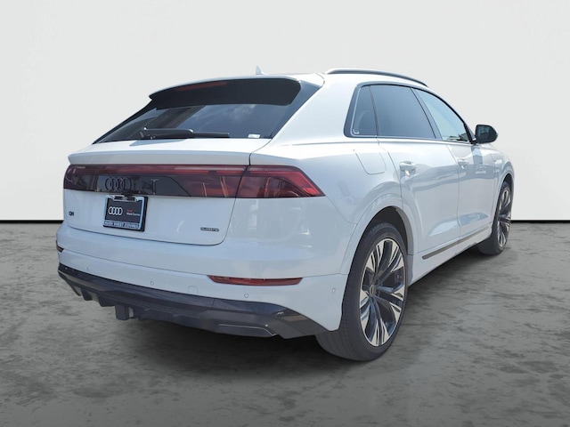 2026 Audi Q8