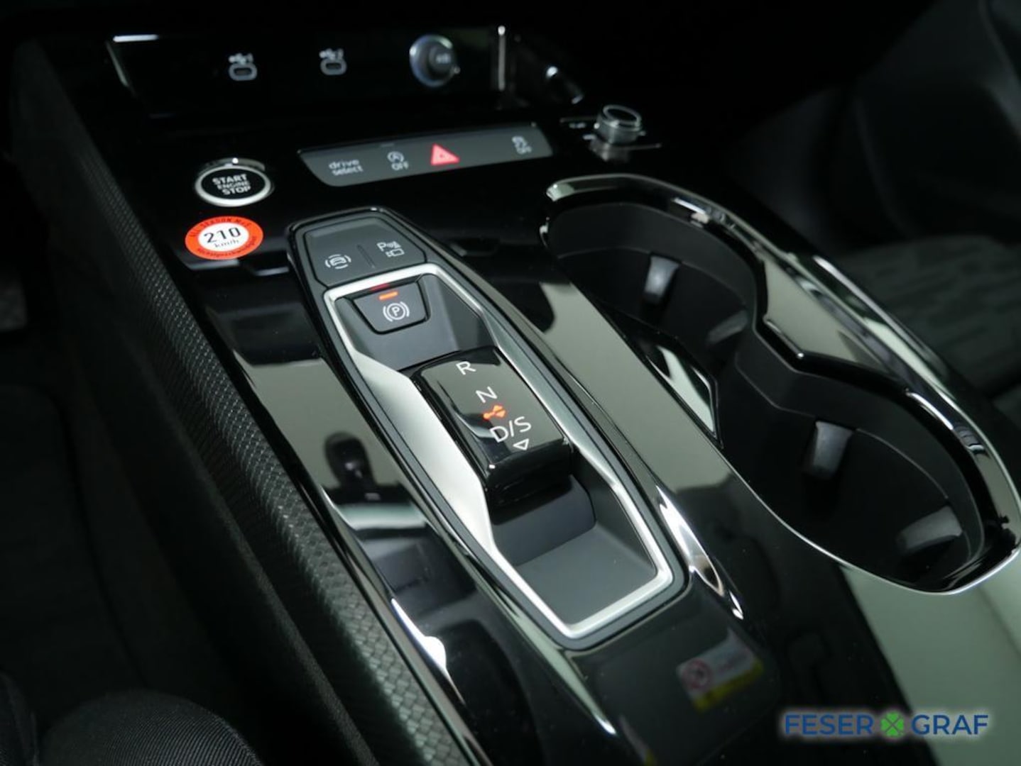 Bild über Audi A5 Avant TFSI 110 kW S tronic - für weitere Informationen kontaktieren Sie den Audi Partner
